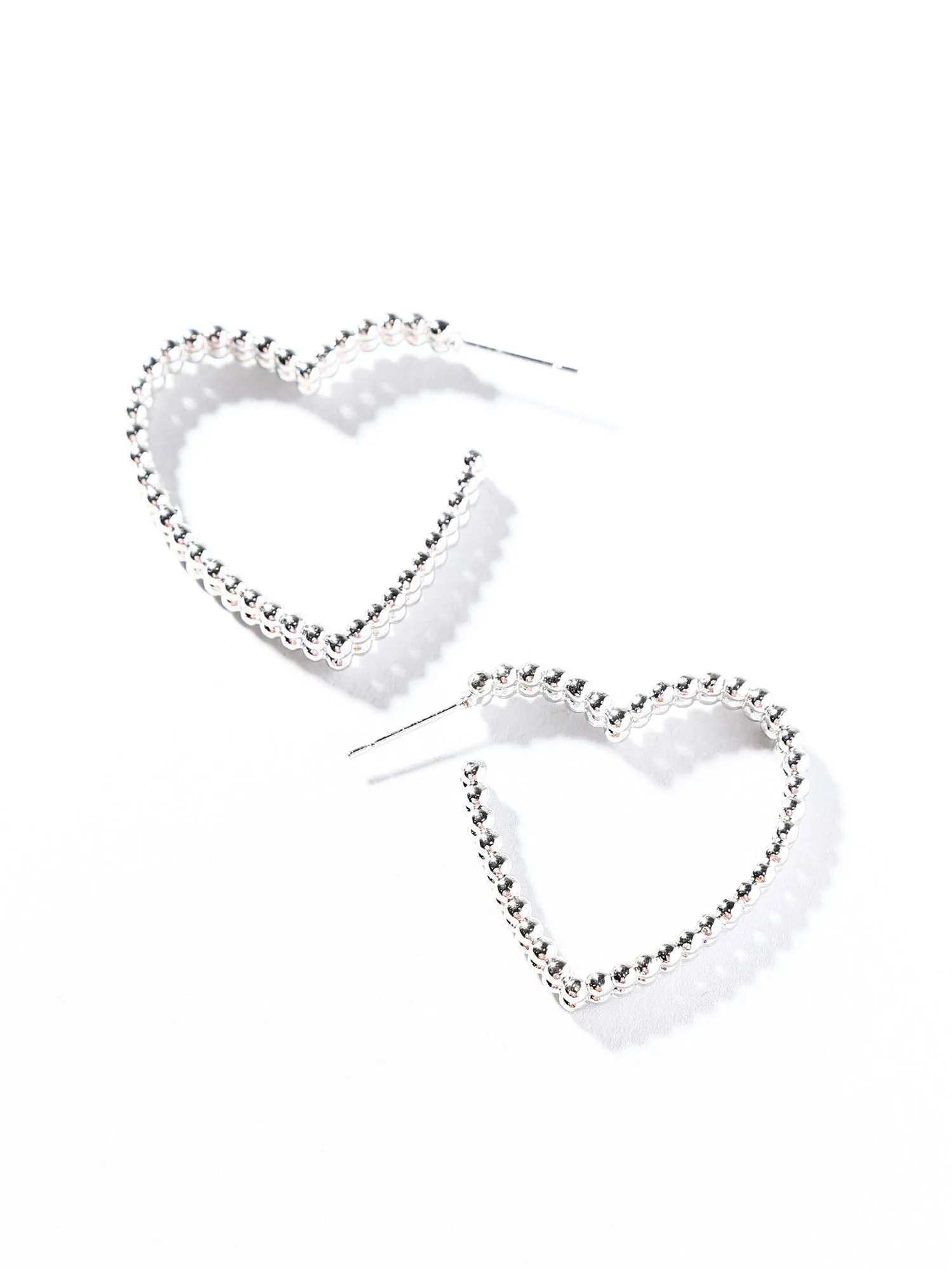14K White Gold Textured Heart Hoop Earrings