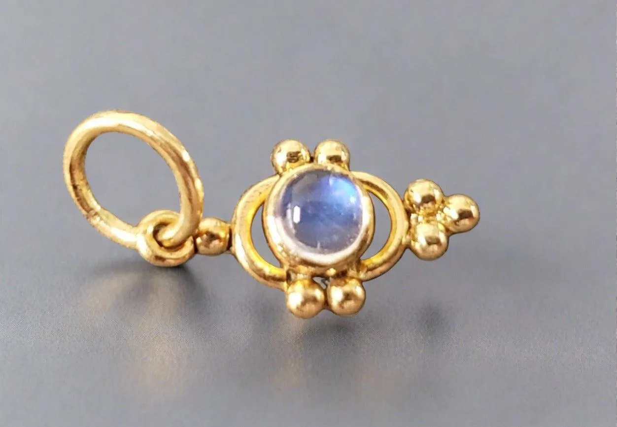 925 Gold Rainbow Moonstone Vermeil Pendant
