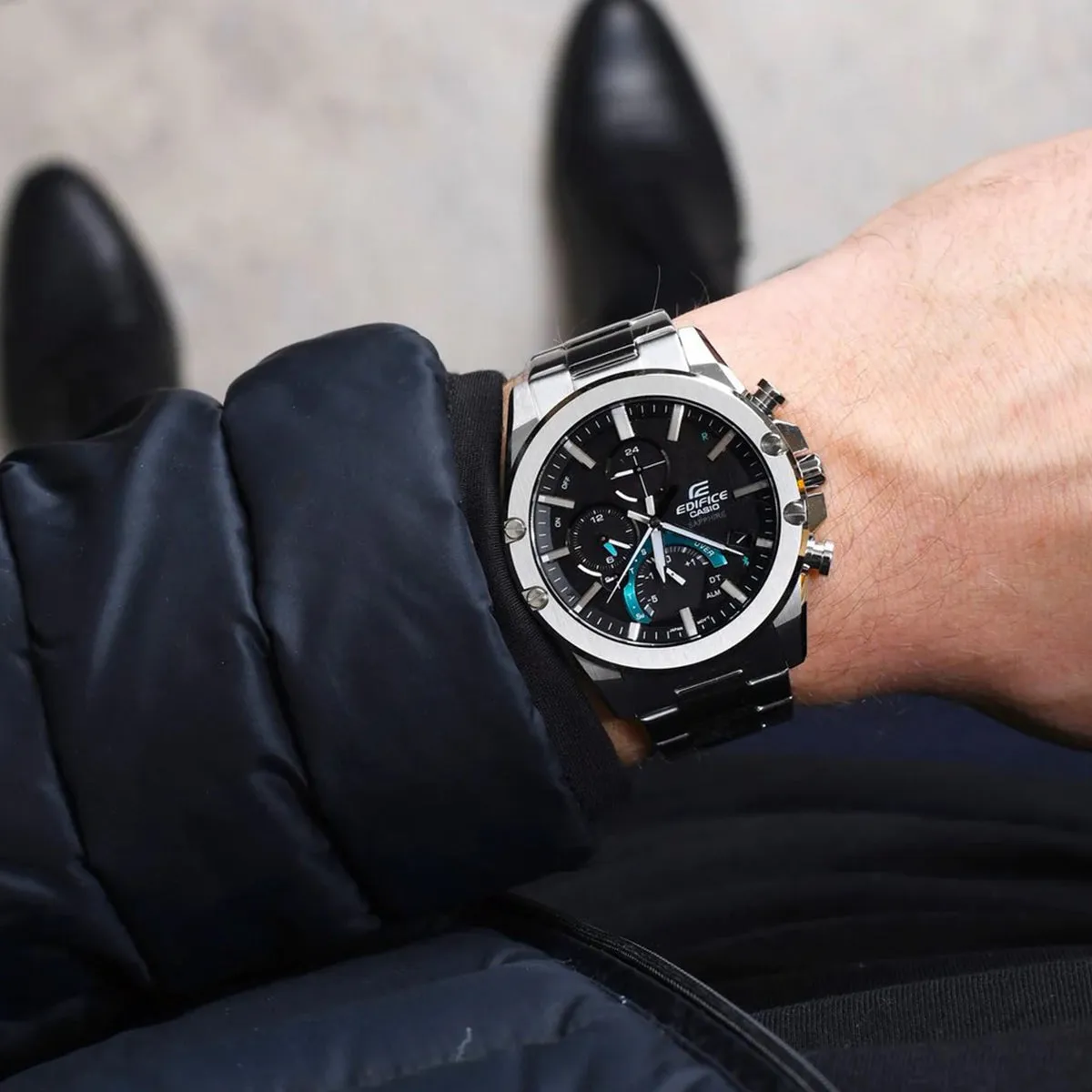 Casio - Edifice - EQB-1000D-1ADR