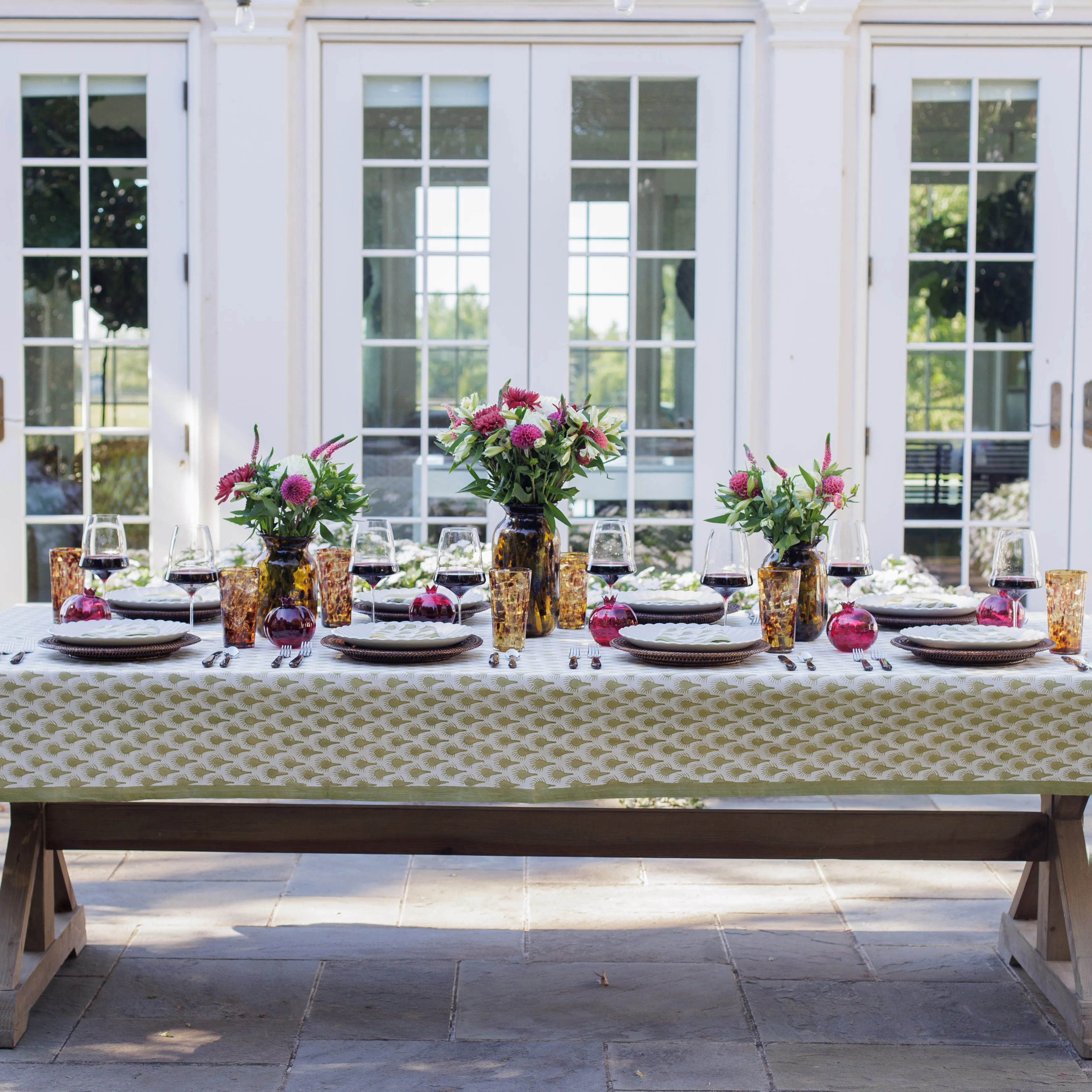 Geo Feather Moss Tablecloth