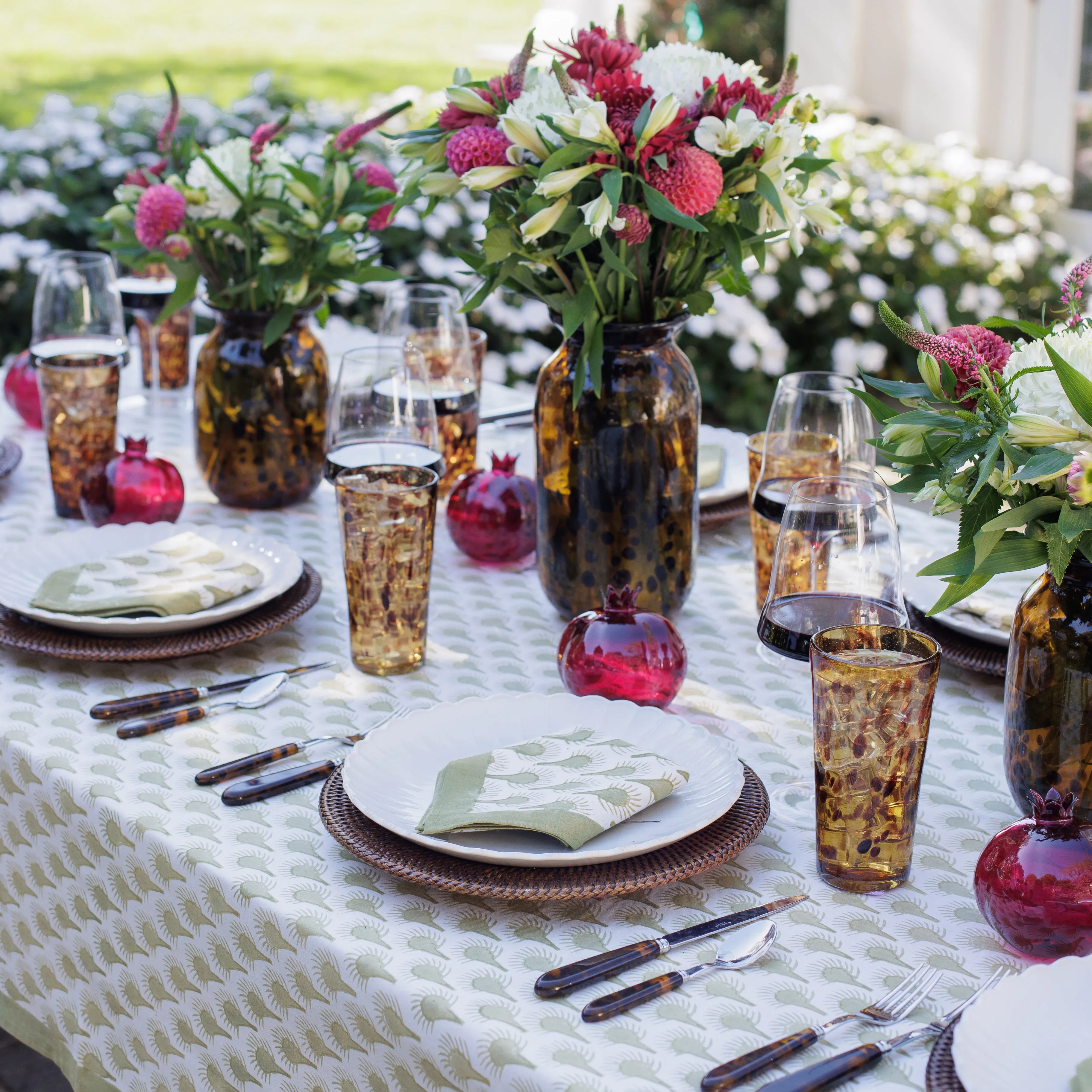 Geo Feather Moss Tablecloth