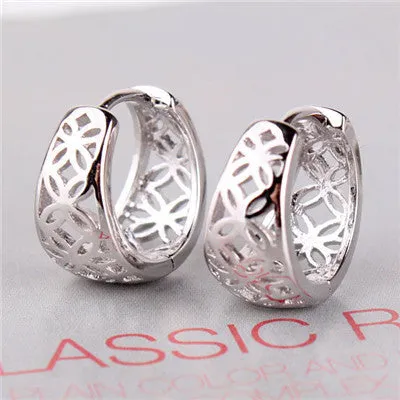 Girlfriend Gift Round Hoop Earrings for Women Fashion 18K Gold Platinum Plated Earrings Vintage Hollow Earrings Jewelry