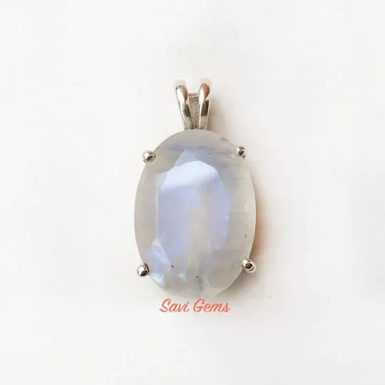 Natural Rainbow Moonstone 925 Sterling Silver Pendant