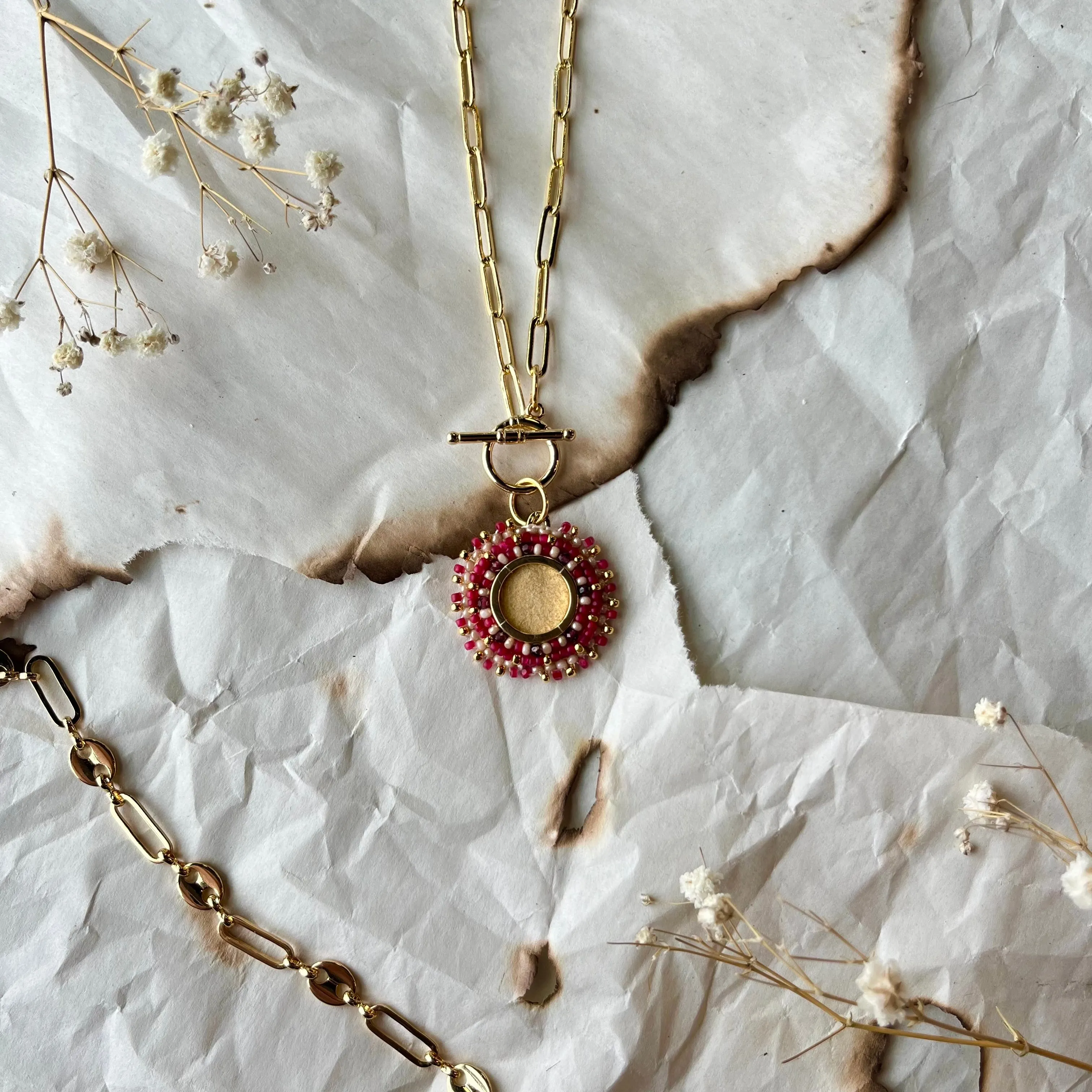 TLee Beads Burgundy Beaded Hide Pendant Necklace